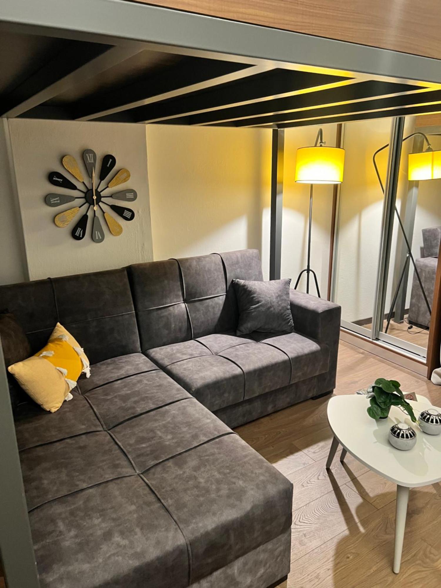 Modern Tiny House In โวโลส ภายนอก รูปภาพ